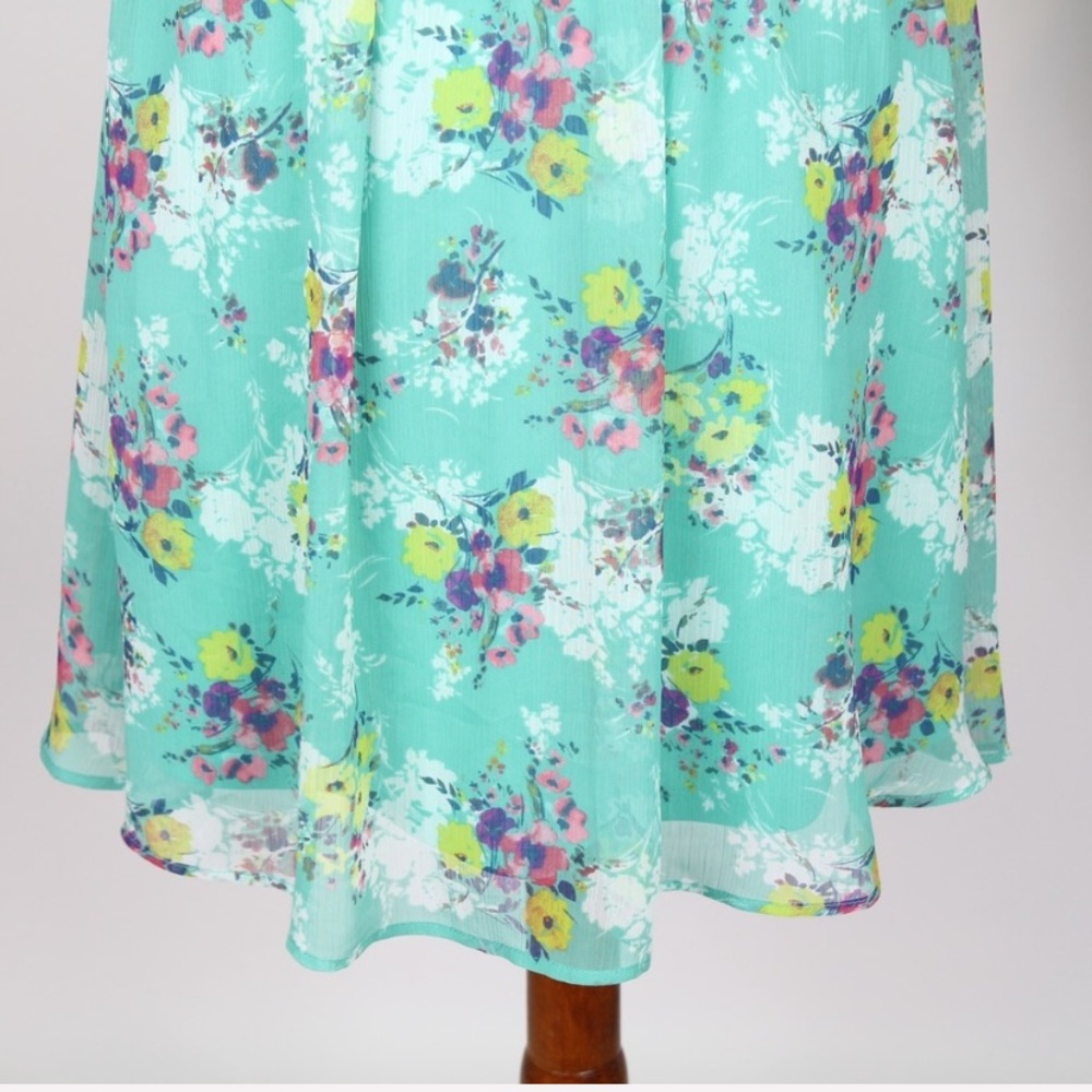 LC Lauren Conrad | Floral Chiffon Dress - Picture 8 of 8